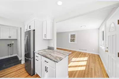 1 Hillcrest Ave, Lynn, MA 01904 - Photo 5