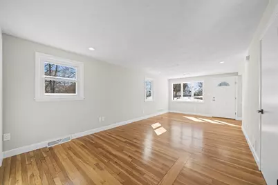 1 Hillcrest Ave, Lynn, MA 01904 - Photo 9