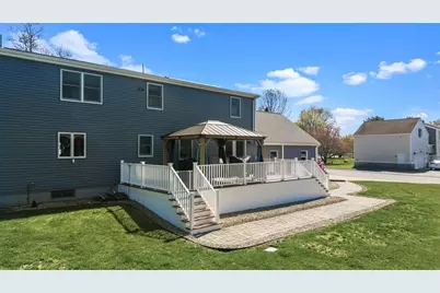 125 Doctor Braley Rd, Freetown, MA 02717 - Photo 9