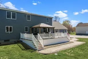 125 Doctor Braley Rd, Freetown, MA 02717 - Photo 9
