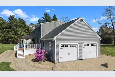 125 Doctor Braley Rd, Freetown, MA 02717 - Photo 5