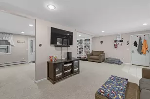 125 Doctor Braley Rd, Freetown, MA 02717 - Photo 17