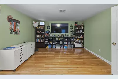 125 Doctor Braley Rd, Freetown, MA 02717 - Photo 33