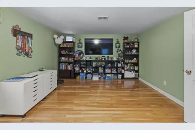 125 Doctor Braley Rd, Freetown, MA 02717 - Photo 33