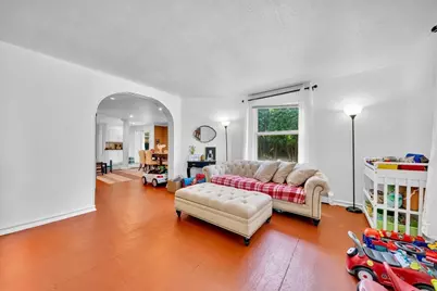 56 Park St, Hudson, MA 01749 - Photo 3