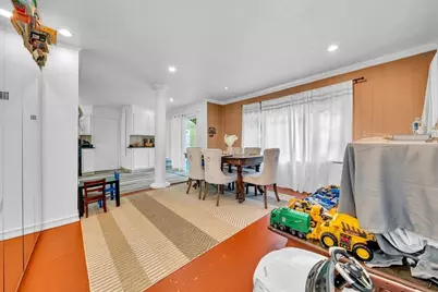 56 Park St, Hudson, MA 01749 - Photo 7