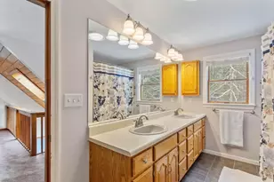 64 Peabody, Shirley, MA 01464 - Photo 21