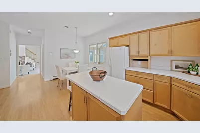 15 Great Plain Ave, Wellesley, MA 02482 - Photo 7