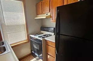 451 Lindsey, Fall River, MA 02720 - Photo 3