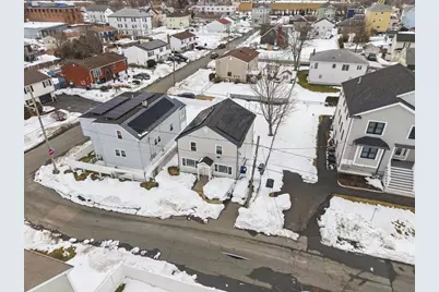 10 Aberdeen St, Fall River, MA 02721 - Photo 3