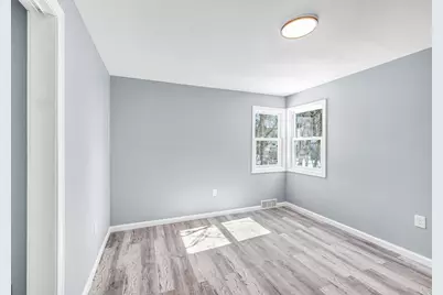 297 Breckwood Blvd, Springfield, MA 01109 - Photo 11