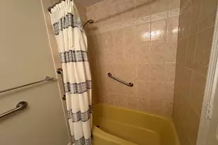 48 Bigelow Ave, Watertown, MA 02472 - Photo 9