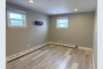 493 Rivet St, New Bedford, MA 02740 - Photo 9