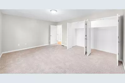 39 Wallace St, Springfield, MA 01119 - Photo 27