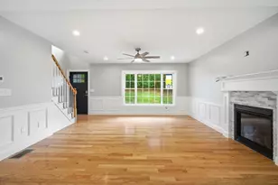 23 High Blf Rd, Belchertown, MA 01007 - Photo 9