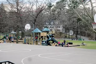 125 Prospect St, Wellesley, MA 02481 - Photo 19