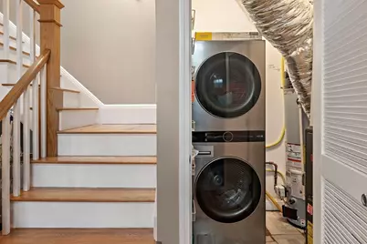 336 Saratoga St #8, Boston, MA 02128 - Photo 9