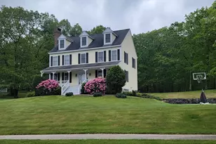 7 Hickory Ln, Ipswich, MA 01938 - Photo 3