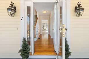 7 Hickory Ln, Ipswich, MA 01938 - Photo 5