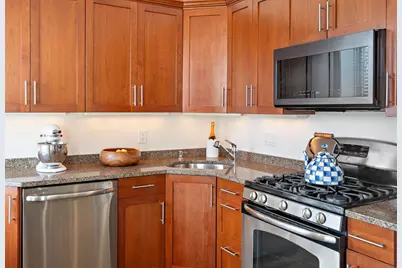 9-11 Ellwood St #4, Boston, MA 02129 - Photo 7