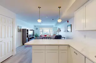 23 Greenleaves, Amherst, MA 01002 - Photo 3