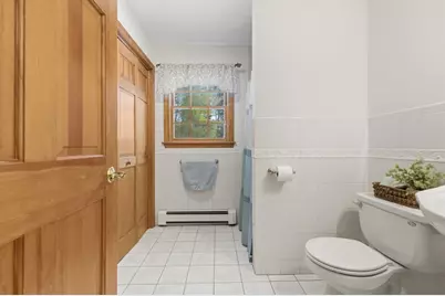 11 Satucket Tr, Bridgewater, MA 02324 - Photo 17