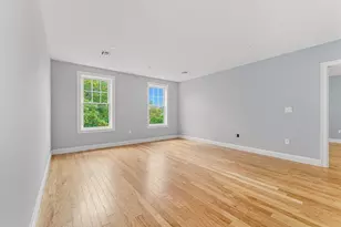 585 Washington St, Quincy, MA 02169 - Photo 11