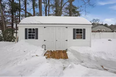 17 Pine Haven Cir, Rockland, MA 02370 - Photo 31
