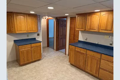 9 Shadowbrook Ln #1, Milford, MA 01757 - Photo 5