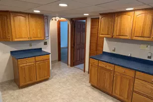 9 Shadowbrook Ln, Milford, MA 01757 - Photo 5