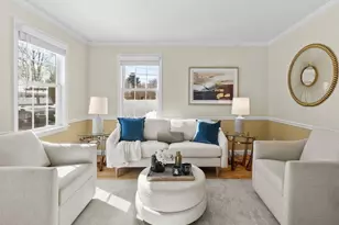 615 Saw Mill Brook Pkwy, Newton, MA 02459 - Photo 11