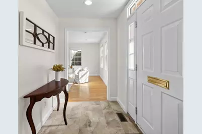 615 Saw Mill Brook Pkway, Newton, MA 02459 - Photo 3