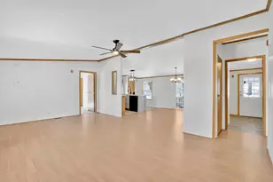 130 Celebration Cir, Chicopee, MA 01020 - Photo 3