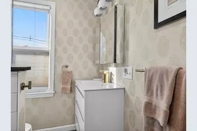 42 Oak St, Somerville, MA 02143 - Photo 15