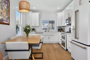 42 Oak St, Somerville, MA 02143 - Photo 5