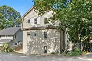 139 Lincoln St, Worcester, MA 01605 - Photo 3