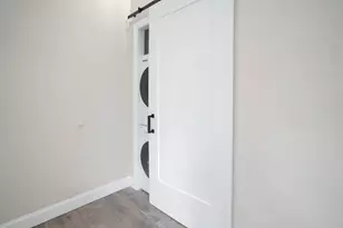 83 Presidential Dr, Quincy, MA 02169 - Photo 7