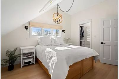 7 Cottage Street, Marblehead, MA 01945 - Photo 27