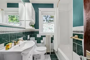 211 June St, Worcester, MA 01602 - Photo 9