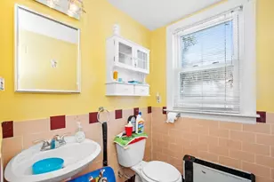 211 June St, Worcester, MA 01602 - Photo 15