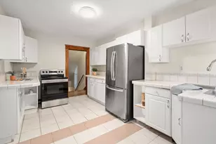 211 June St, Worcester, MA 01602 - Photo 11