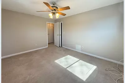 595 Revere Beach Pkwy #39, Revere, MA 02151 - Photo 23