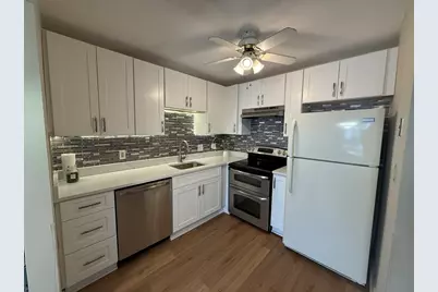 595 Revere Beach Pkwy #39, Revere, MA 02151 - Photo 9