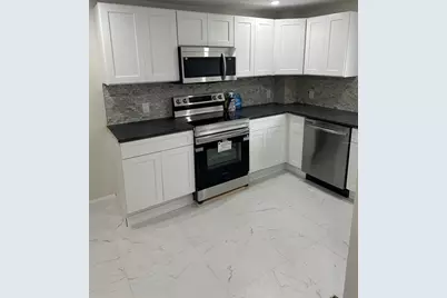 122 Park #1, Stoughton, MA 02072 - Photo 3