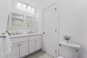42 Bow St, Somerville, MA 02143 - Photo 23
