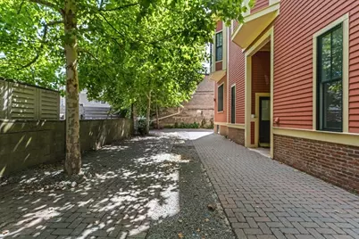 42 Bow St #5, Somerville, MA 02143 - Photo 3