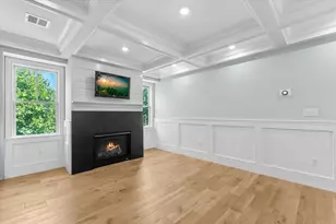 42 Bow St, Somerville, MA 02143 - Photo 9
