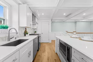 42 Bow St, Somerville, MA 02143 - Photo 13