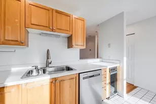 100 Anderer Ln, Boston, MA 02132 - Photo 11