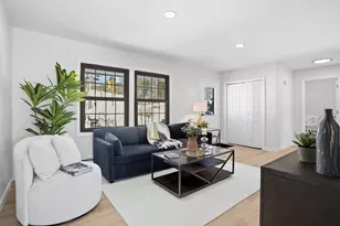 72 Main St, Upton, MA 01568 - Photo 1